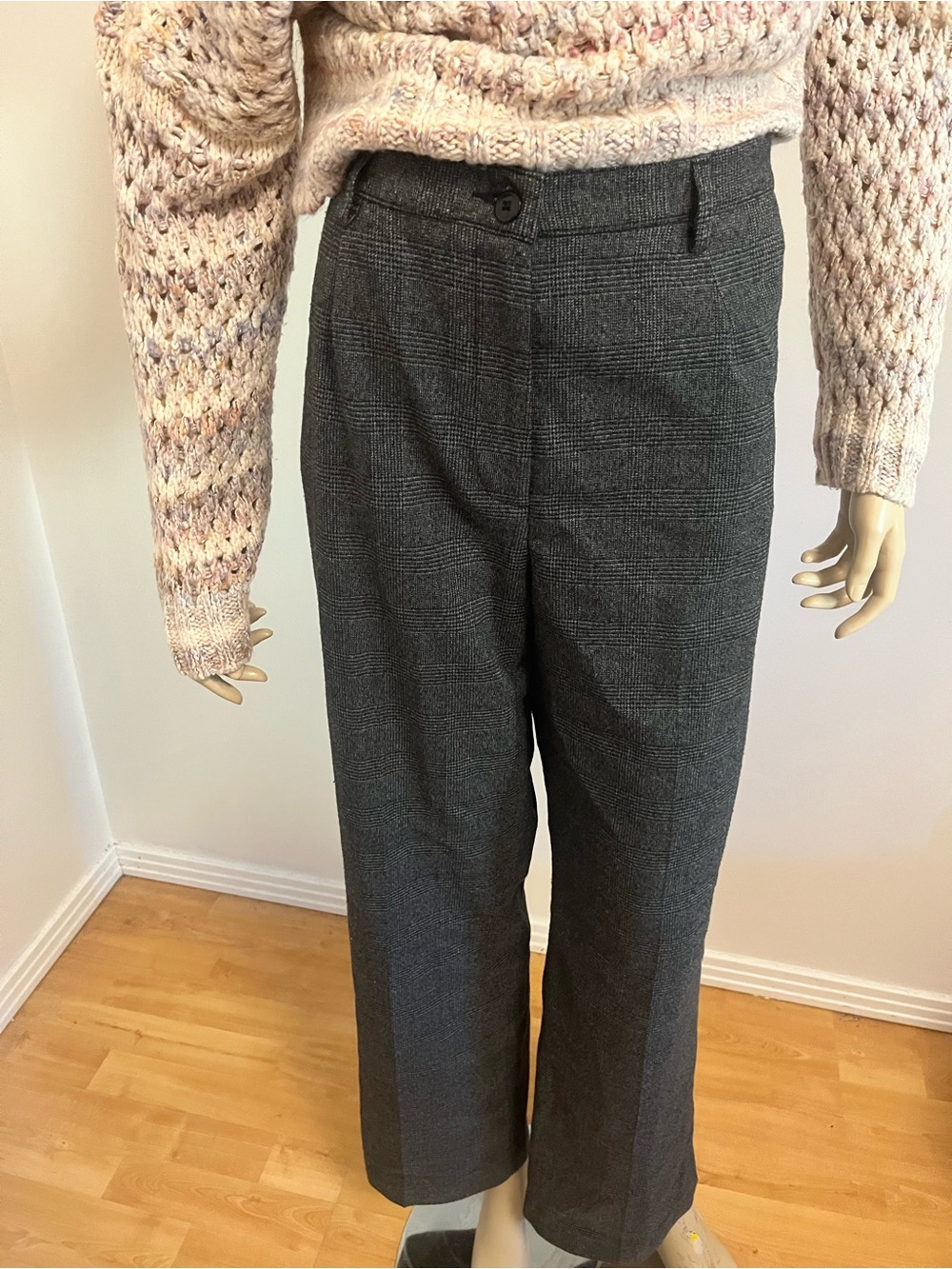 Women's Gray Plaid Tailored Trousers